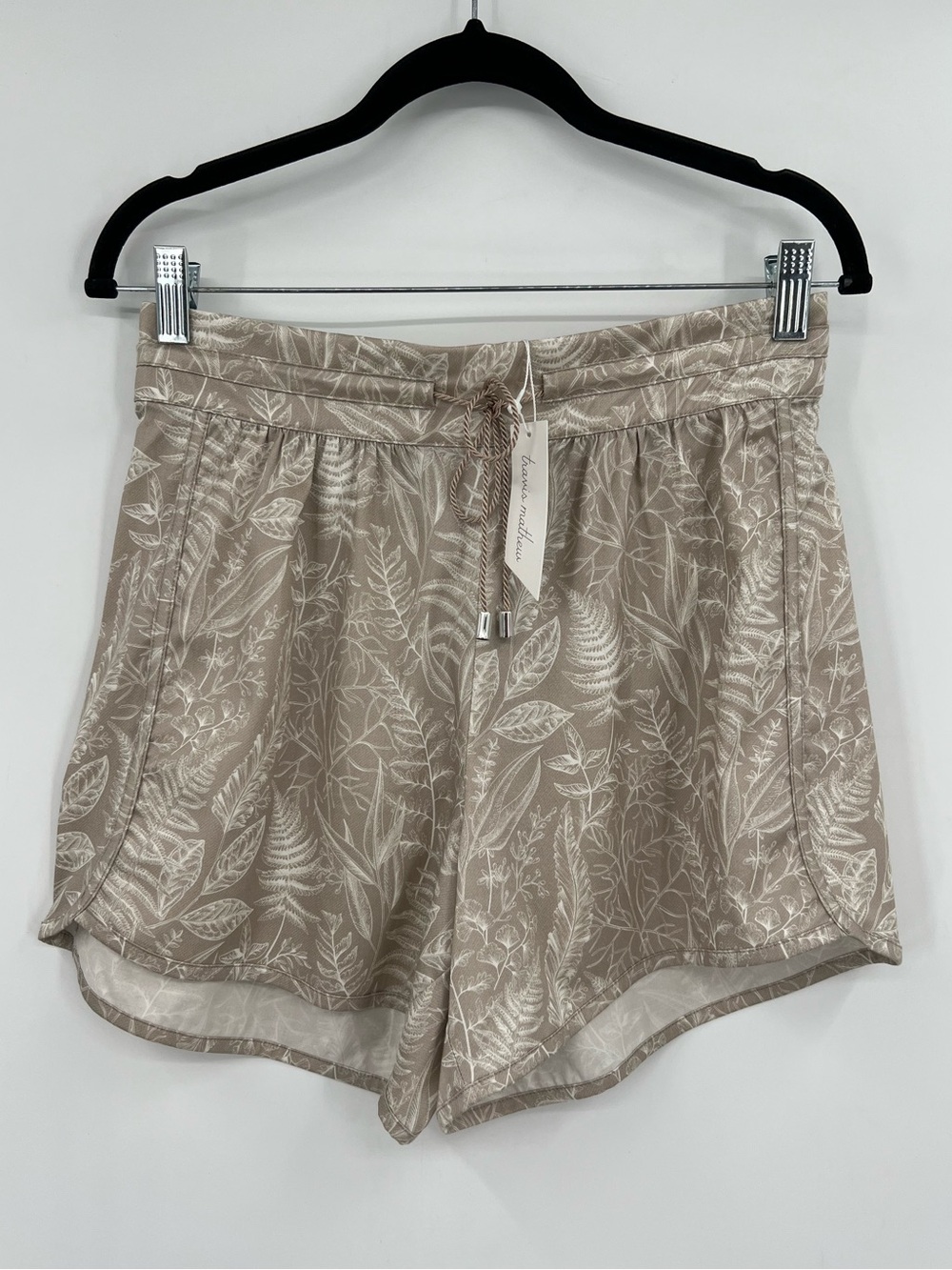 🆕 NWT Travis Mathew Out to Sea Shorts Atmosphere Golf Leaf Print Beige Sz Medium